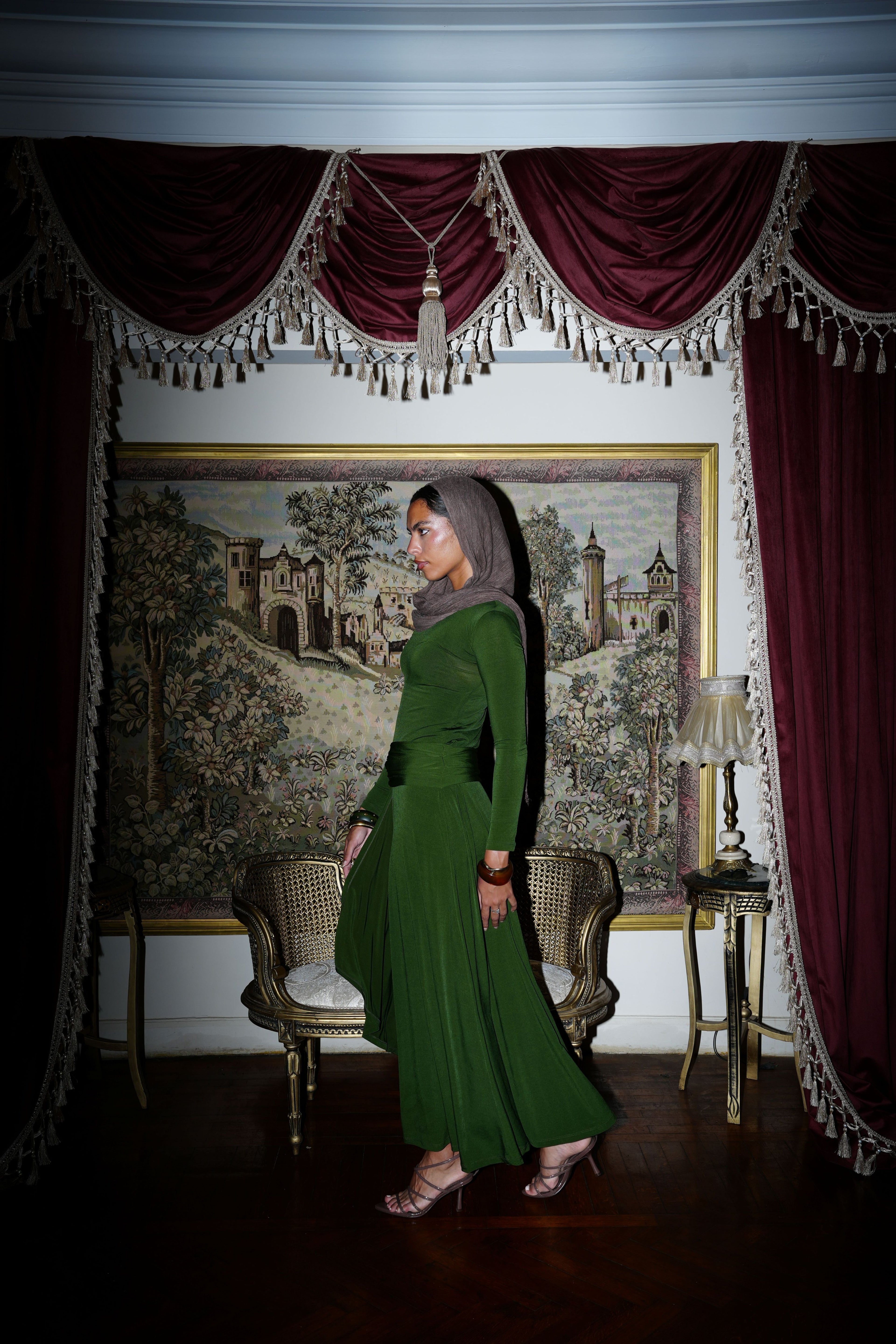 Olive Silhouette